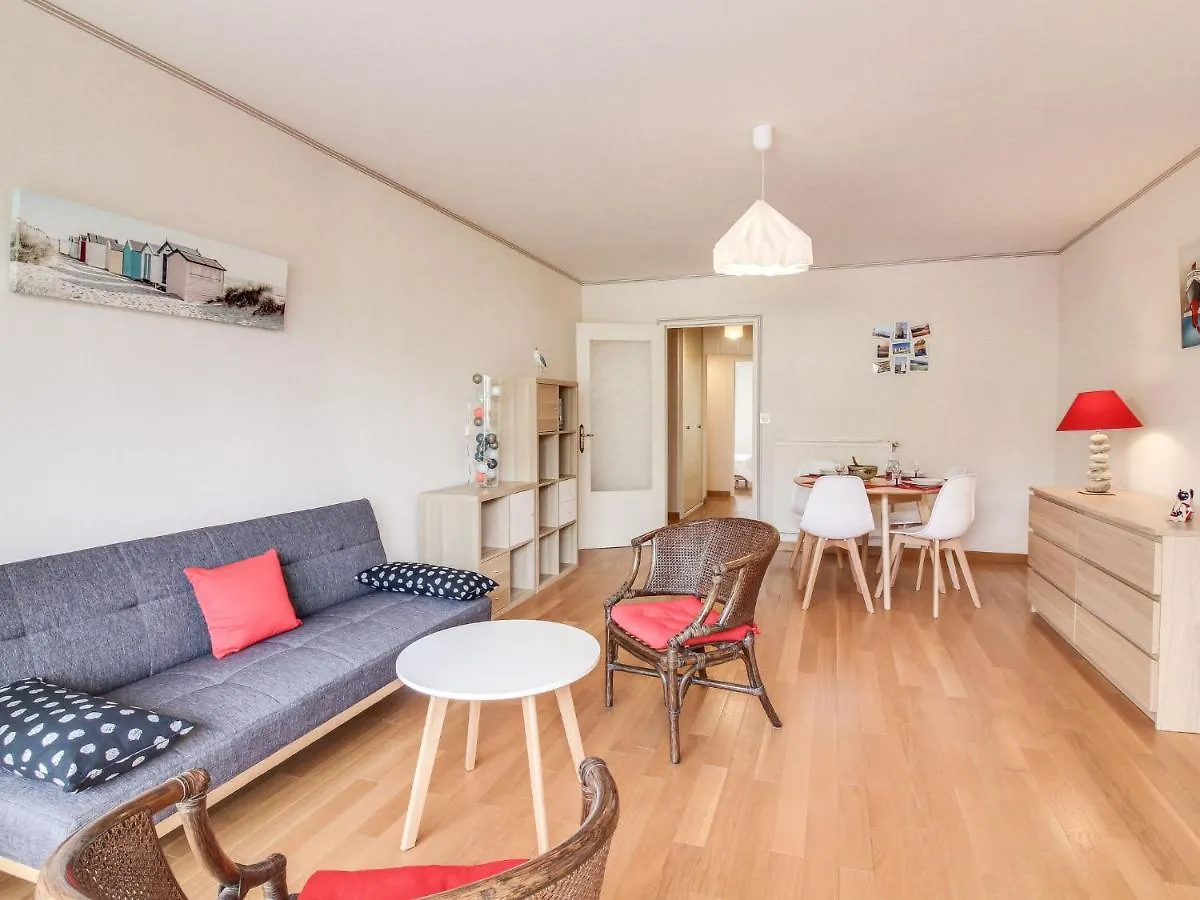 Apartment Neptune Dinard 0*,  France